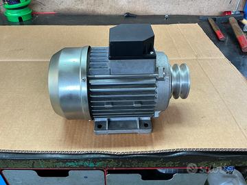 Motore elettrico 380V - 1hp