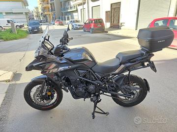Benelli TRK 502X 2025 + Fendinebbia + Tris Baulett