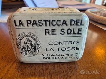 Scatola di latta Vintage