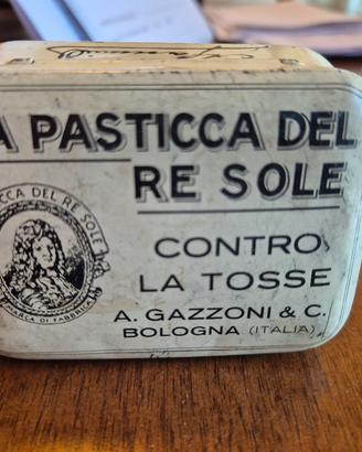 Scatola di latta Vintage
