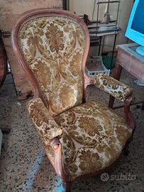poltrona antica reclinabile