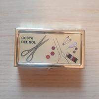 Set da cucito portatile vintage