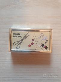 Set da cucito portatile vintage