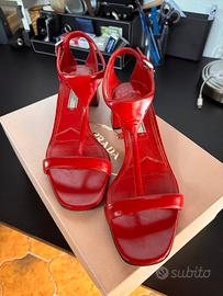 Sandalo Prada rosso vivo