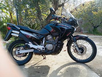 HONDA TRANSALP 650