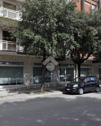 NEGOZIO A FOGGIA