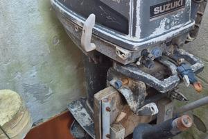 Motore fuoribordo Suzuki 15cv 2T