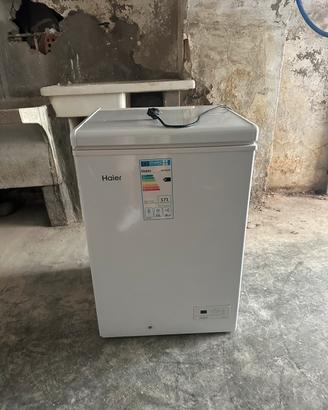 Refrigeratore a pozzetto nuovo in perfetto stato