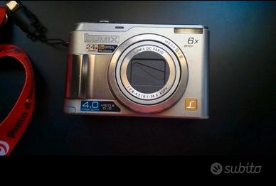 Macchina fotografica Panasonic Lumix DC Vario con 