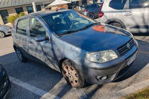 Fiat Punto 1.3 Diesel, manuale, neo patentato