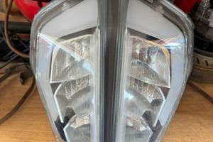 Faro ktm duke 125-390 2017-2022