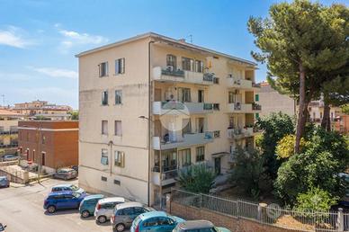 4 LOCALI A VASTO