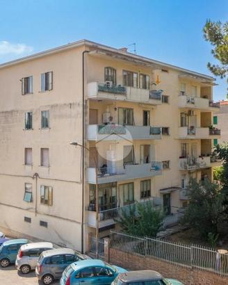 4 LOCALI A VASTO