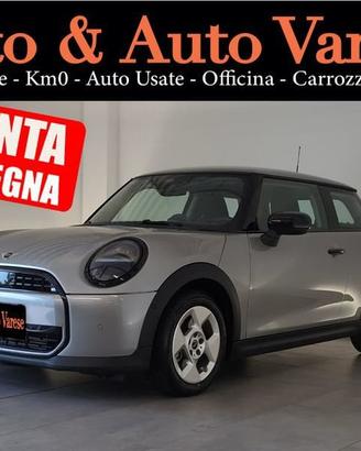 MINI Cooper 1.5 C Essential NAVI