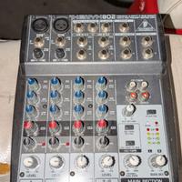 Behringer Xenyx 802 Mixer Audio