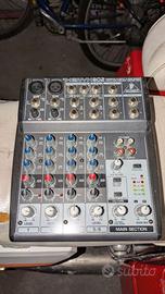 Behringer Xenyx 802 Mixer Audio