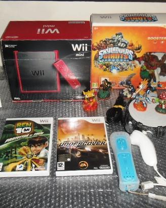 NINTENDO WII ROSSA IN SCATOLA + GIOCHI E PERSONAGG