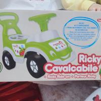 Ricky macchina cavalcabile