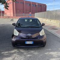 Toyota IQ 1.0