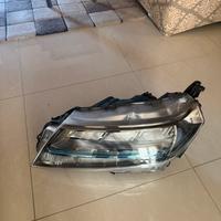 Faro sx suzuki vitara 2024