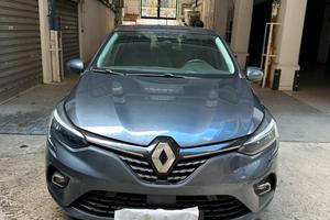 Clio ibrida pure neopatentati unico propietario