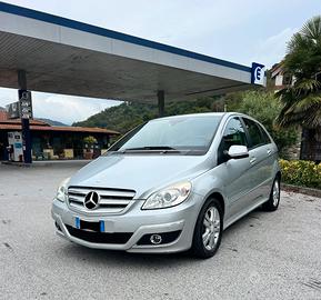 Mercedes-Benz B200 CDI PREMIUM