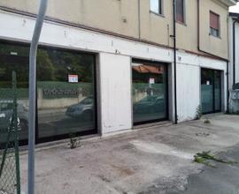 MONFALCONE:  Centralissimo NEGOZIO-UFFICIO