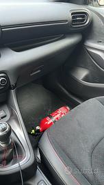 Supporto estintore YARIS GR