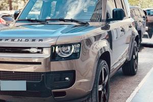 DEFENDER EDIZIONE LIMITATA CON GARANZIA