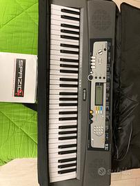 Pianola 64 tasti yamaha