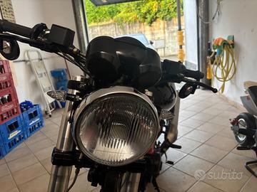 Ducati Monster 695