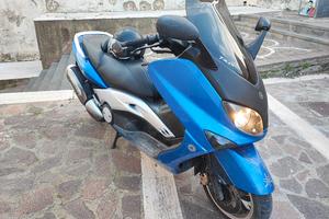 Yamaha Tmax 