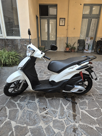 Piaggio Liberty S 125 ABS 2024 come nuovo 875km
