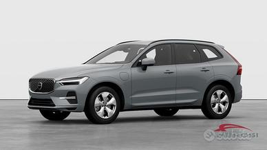 VOLVO XC60 T6 AWD ibrido plug-in Elettrica/Benzi