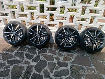 cerchi con gomme 