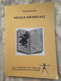 Libro magia medievale