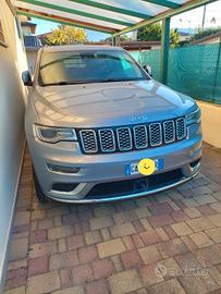 Gran Cherokee Summit