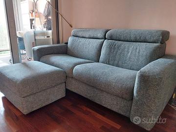 DIVANO LETTO CON POUF Poltrone & Sofà