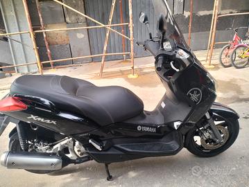 scooter xmax 250