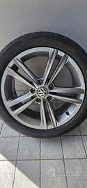 Set cerchi in lega e gomme