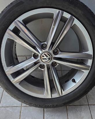 Set cerchi in lega e gomme