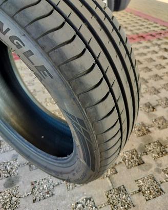 2 Gomme 215/50 R17 Triangle 4 stagioni 