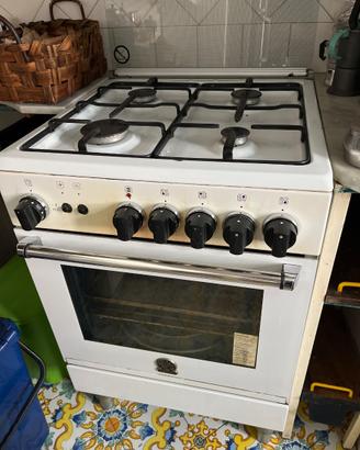 Cucina a gas BERTAZZONI 4 fuochi con forno a gas