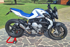 Mv brutale 800 super accessoriata 3300 km