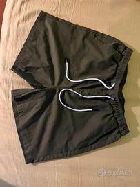 Pantaloncini verde militare