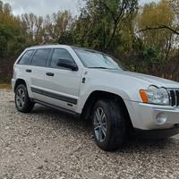 jeep grand cherokee wh Laredo 