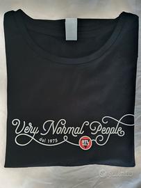 T-shirt RTL 102,5 Very normal people nuova