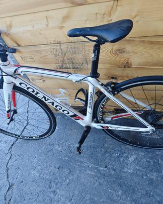 COLNAGO  CARBON BIKE