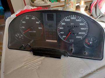 Quadro strumenti Audi 80 1,9TDI