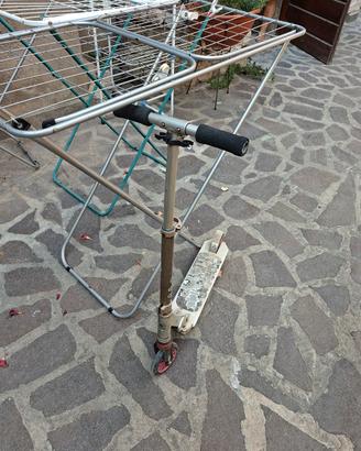 Monopattino